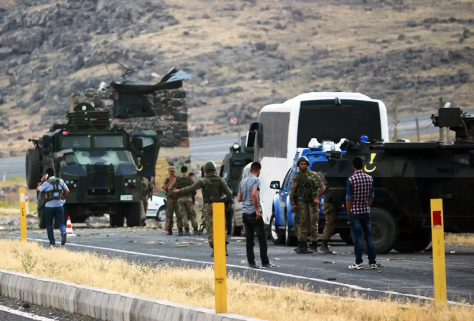 Erdogan Calls on Kurdish PKK to Lay Down Arms