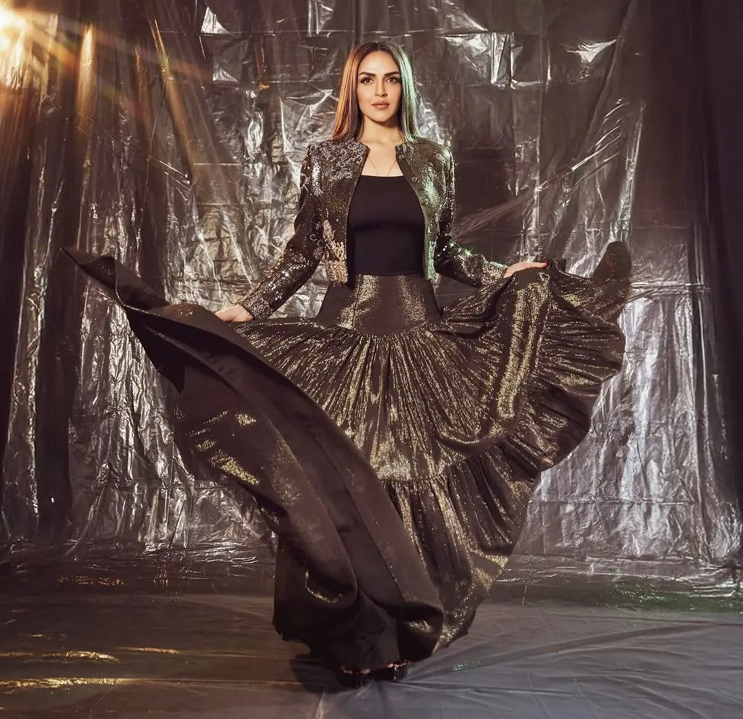 Esha Deol unveils her ‘desi’ Batwoman avatar