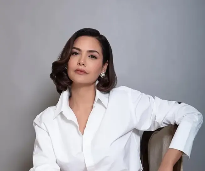Esha Gupta Returns Home Safely: A Grateful Heart for UAE and Indian Authorities' Swift Response