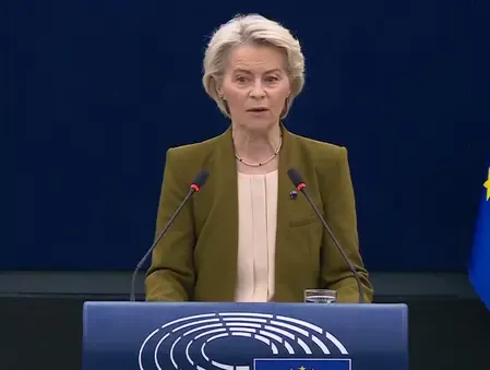 EU pushing new sanctions on Russia, expanding aid to Ukraine