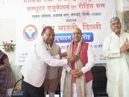 Delhi Speaker Vijender Gupta Unveils New Computer Education Center in Nangloi for a 'Viksit Bharat'