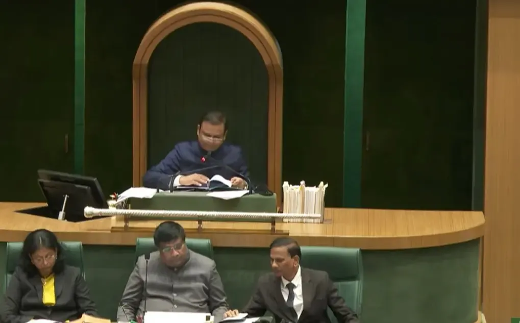 Will Electric Vehicles on Expressways Get Toll Waivers Soon?