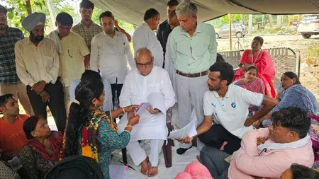Hooda meets hunger strikers in Panchkula over HPSC job bias row
