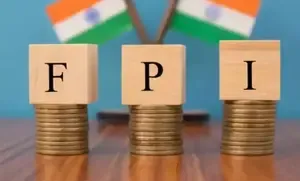 Market Analysts Recommend Caution to Investors Amid Short-Term Market Fluctuations