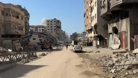 Gulf Cities Shaken by Explosions as Iran Escalates Attacks