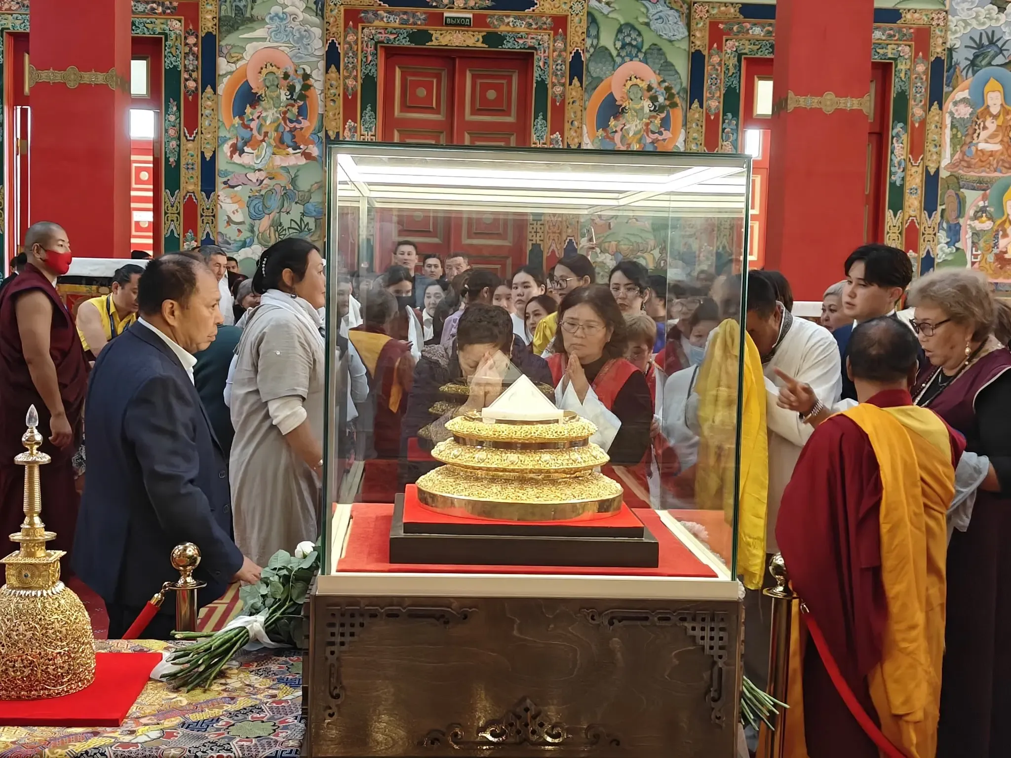 How is India's Role as a Global Custodian of Buddhist Heritage Reinforced by the Recent Relics Exhibition in Russia?