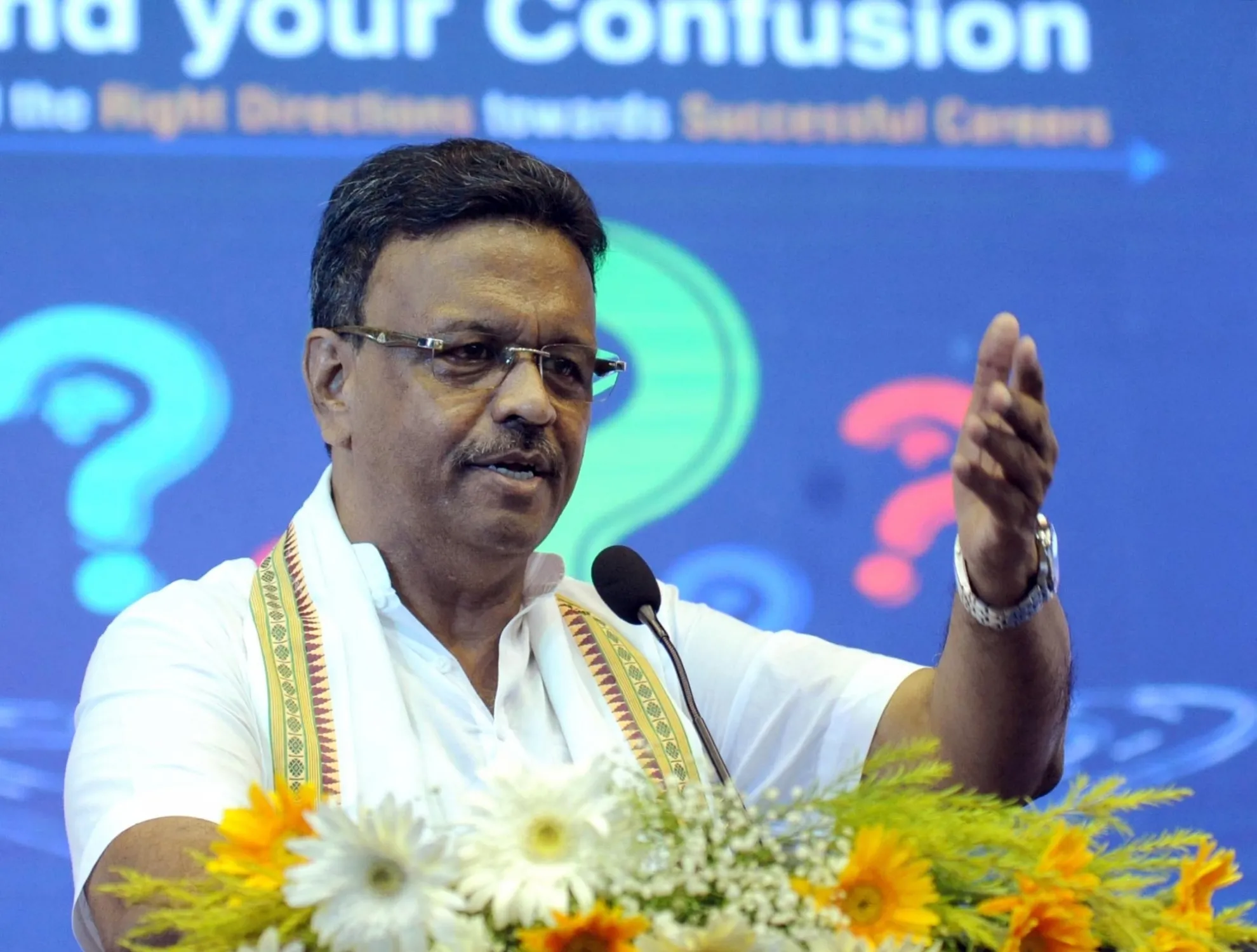 Will Kolkata's Heritage Buildings Be Hoarding-Free?