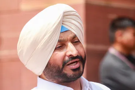 Ravneet Bittu faces poll norms charge; AAP's Aman Arora hits back at BJP