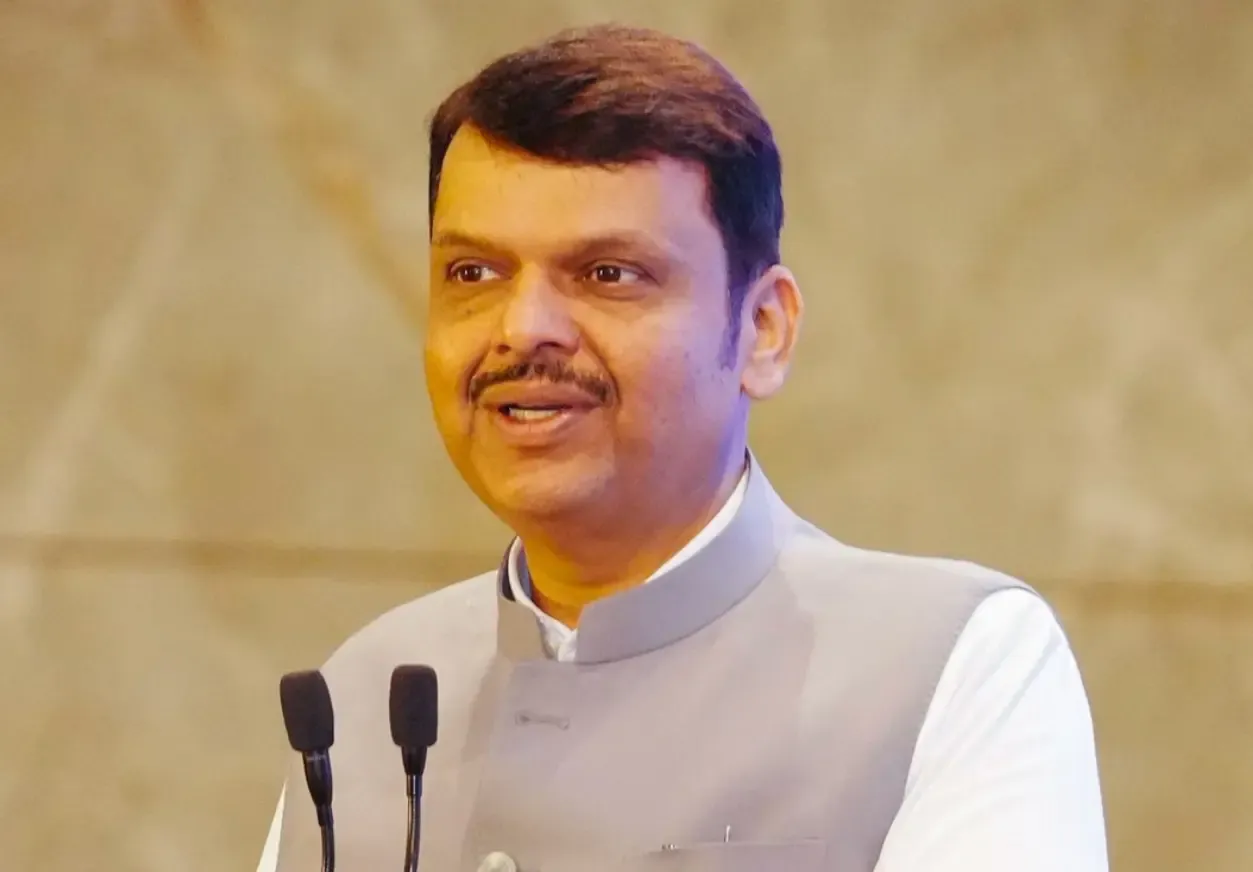 Did Fadnavis Accuse Uddhav Thackeray of Minority Appeasement and Abandonment of Hindutva?