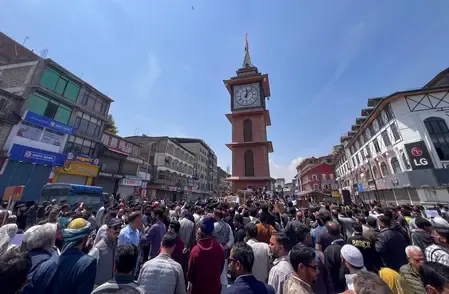 Is It Time for Kashmiris to Firmly Reject Pakistan's Agenda?