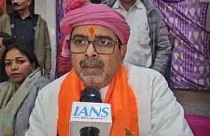 'Fake Ram Followers': Avadh Ojha Critiques BJP, Backs Kejriwal's Golden Deer Comment