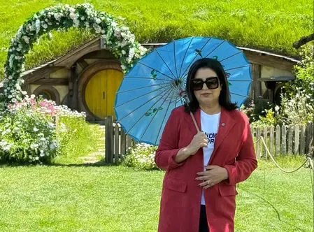 Farah Khan reveals she walked barefoot to Haji Ali to marry the man she loved, thanks God for not answering her prayers