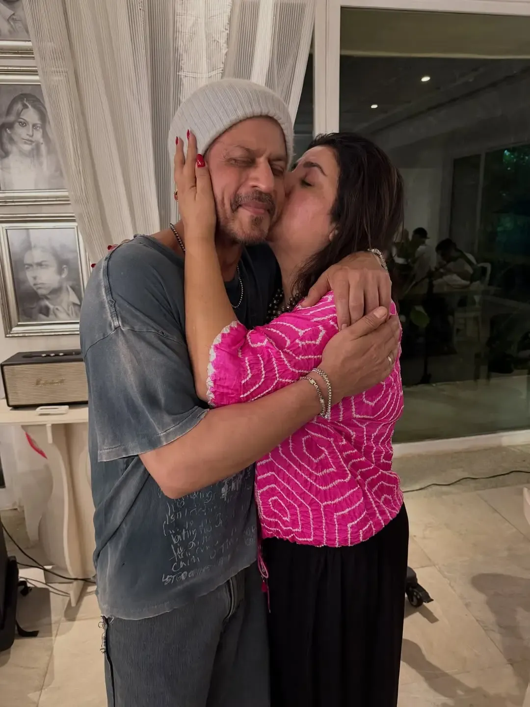 What Special Wish Does Farah Khan Have for Shah Rukh Khan on His Birthday?