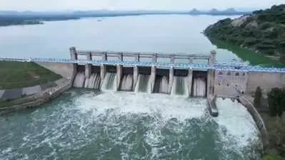 Farmers in Dharmapuri Stage Election Boycott Over Thenpennai Water Project Delays