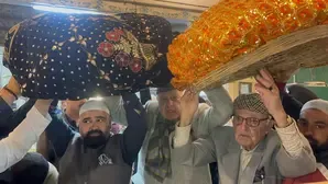 Farooq Abdullah pays homage at Ajmer Sharif Dargah, prays for harmony and peace