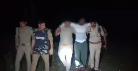 फर्रुखाबाद: चेकिंग के दौरान पुलिस की गैंगस्टर से मुठभेड़, आरोपी के दाहिने पैर में लगी गोली 