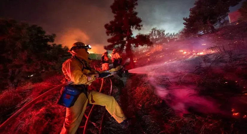 Summit Fire in Southern California tops 2,700 acres, zero contained amid heat wave