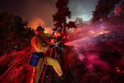 Summit Fire in Southern California tops 2,700 acres, zero contained amid heat wave