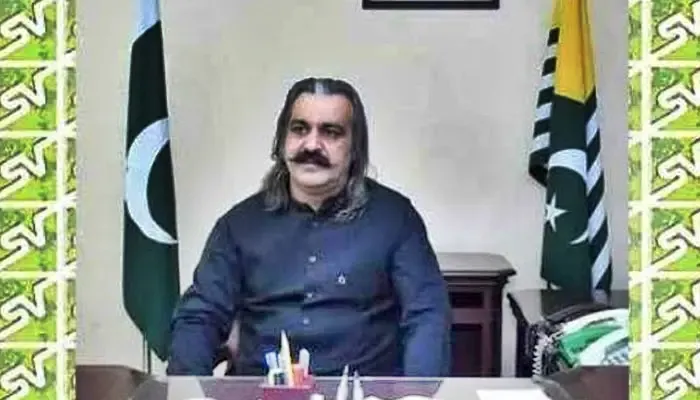 Khyber-Pakhtunkhwa CM Criticizes Pakistan's Afghan Refugee Deportation Policy