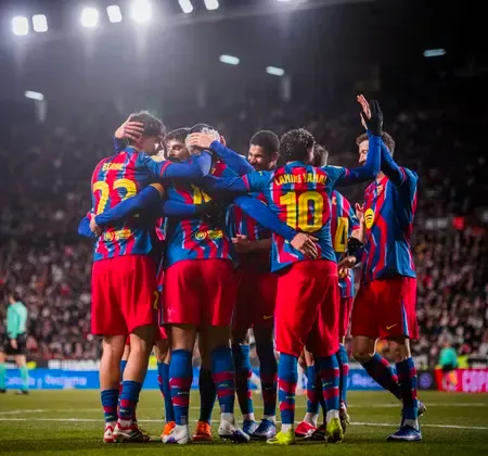 How Did FC Barcelona Overcome Albacete to Secure a Spot in the Copa del Rey Semifinals?
