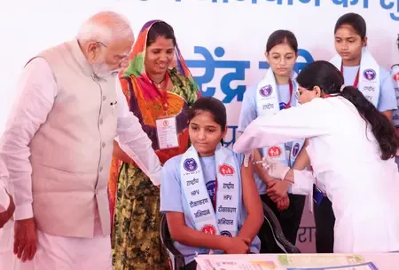 Ajmer Schoolgirls Share Their Positive HPV Vaccine Experience with PM Modi