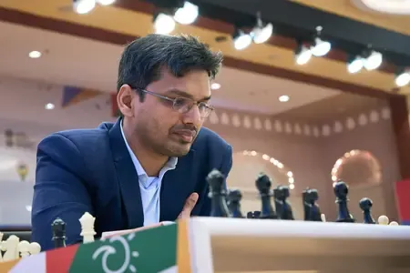 फिडे विश्व कप 2025: अर्जुन एरिगैसी और हरिकृष्णा ने पांचवें राउंड का पहला गेम ड्रॉ खेला