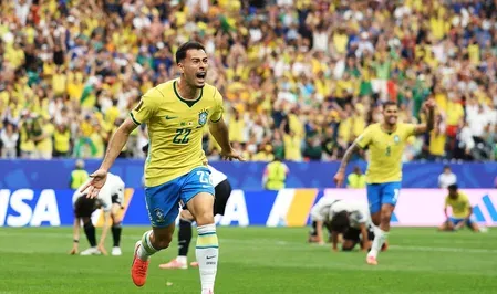 Martinelli's stoppage-time goal seals Brazil's 2-1 comeback vs Japan at FIFA WC
