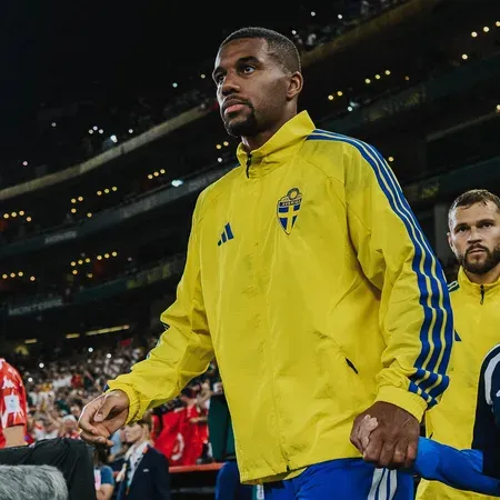 Isak Hien ruled out of FIFA World Cup with hamstring injury