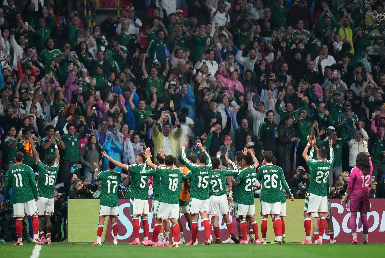 Mexico reach FIFA WC round of 16; Aguirre hails team unity after 2-0 win