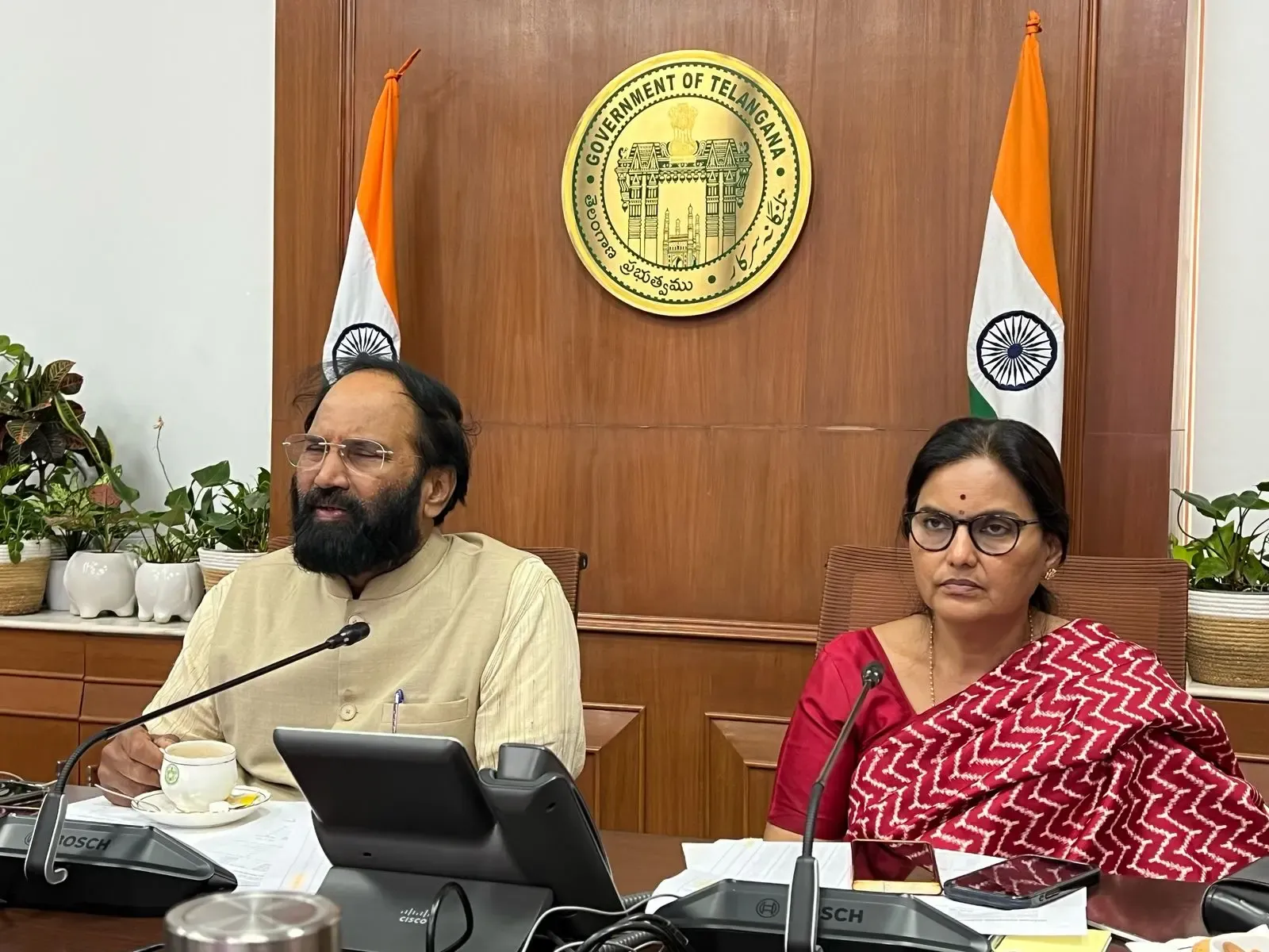 Telangana Minister Calls Fine Rice Distribution a Revolutionary Step