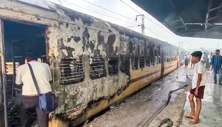 Train fire at Sasaram station: Bihar coach gutted, no casualties