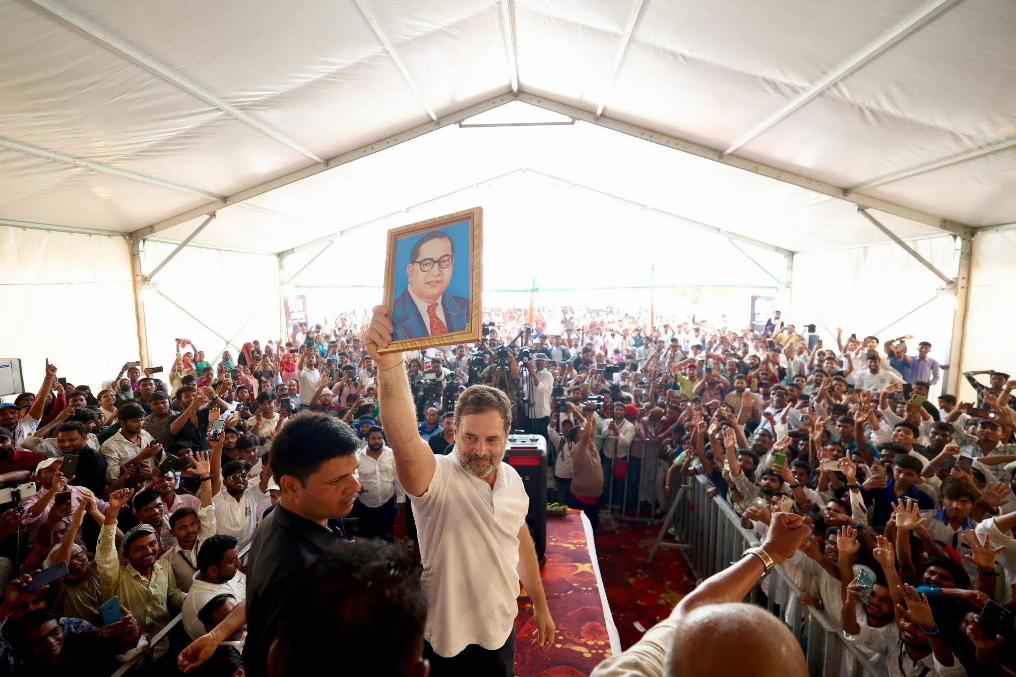 Have FIRs Been Filed Against Rahul Gandhi for Conducting an Event Without Permission in Darbhanga?