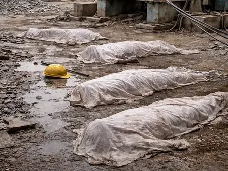 Tragic Electrocution Claims Lives of Five Workers in Dinhata, Bengal