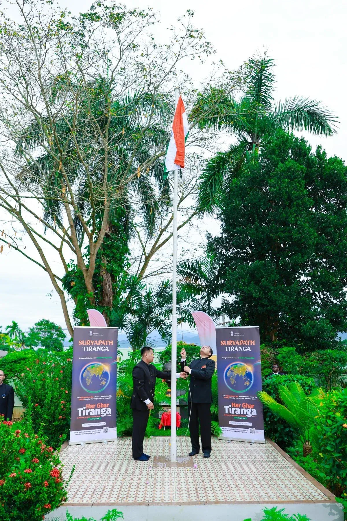 India's 80th Independence Day: Flag hoisting, Vande Mataram mark global celebrations