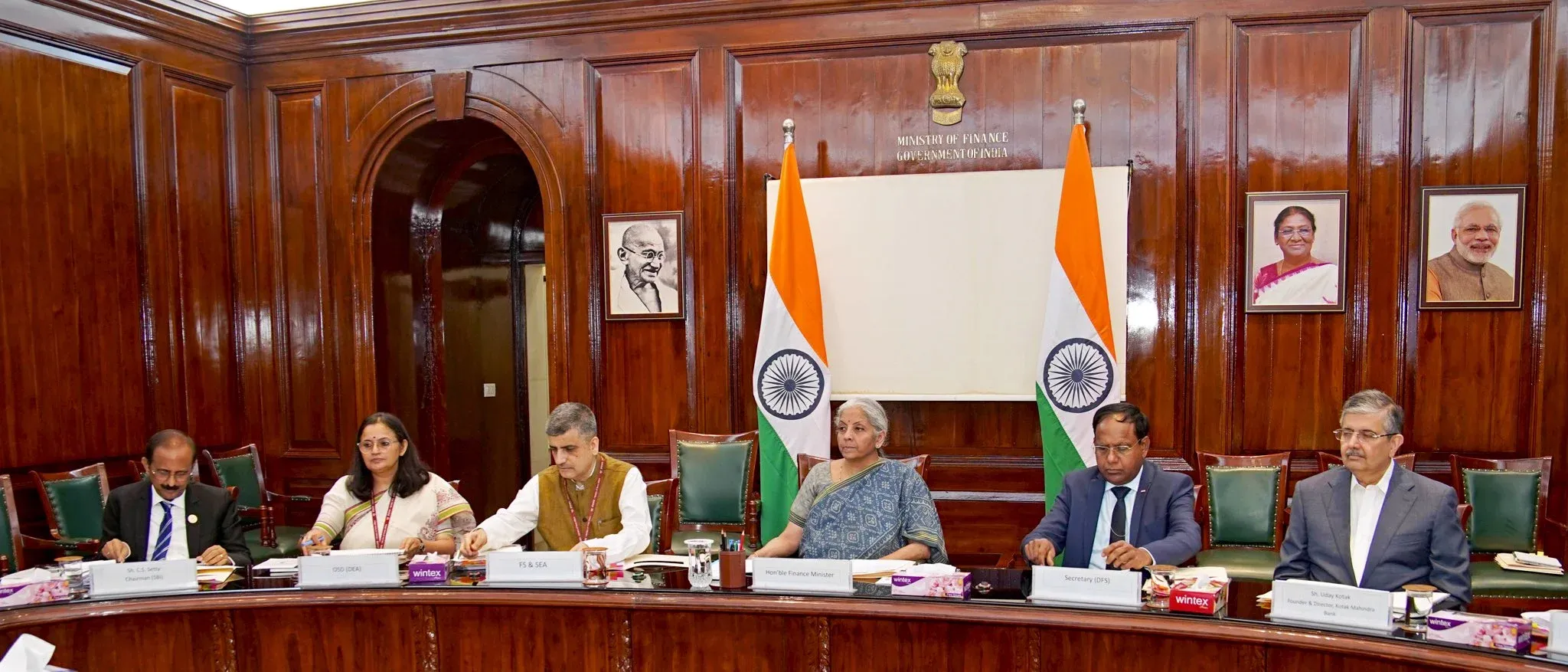 How is FM Sitharaman Praising NIIF's Role in Capital Mobilization for Infrastructure?