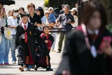 Over 600 Students and Staff Affected by Food Poisoning in Osaka Schools