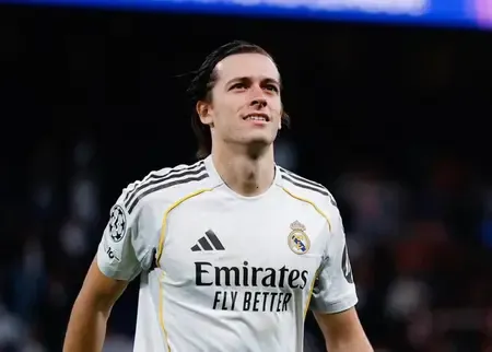 Football: Carreras denies reports of Real Madrid dressing-room bust-up 