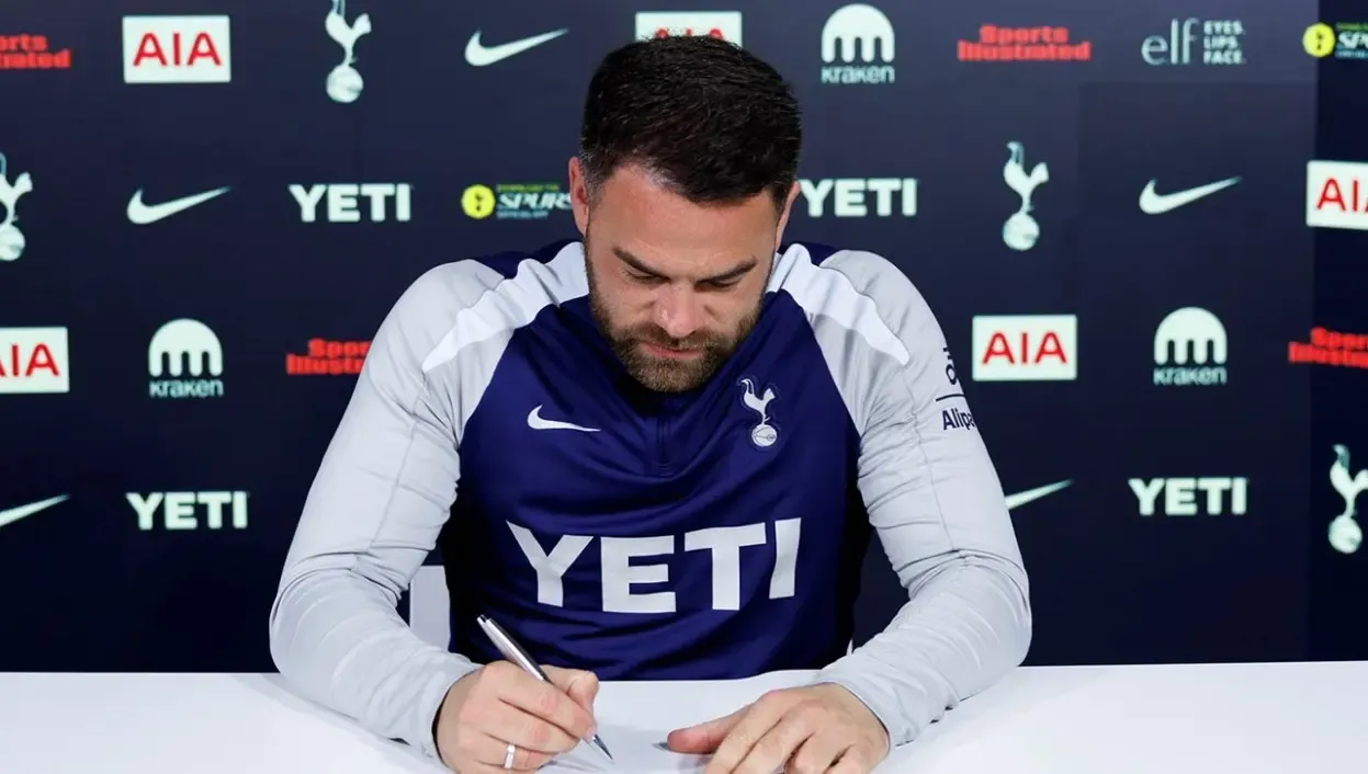 Tottenham Women’s Coach Martin Ho Signs New Long-Term Contract