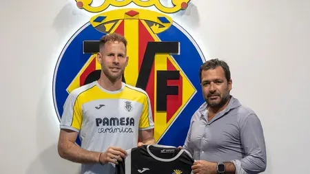 Villarreal sign Peter Gulacsi from RB Leipzig in €1 million deal