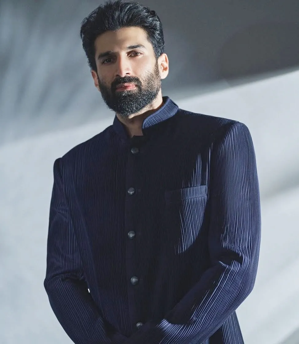 Is Every Day a Discovery for Aditya Roy Kapur While Working with Anurag Basu?