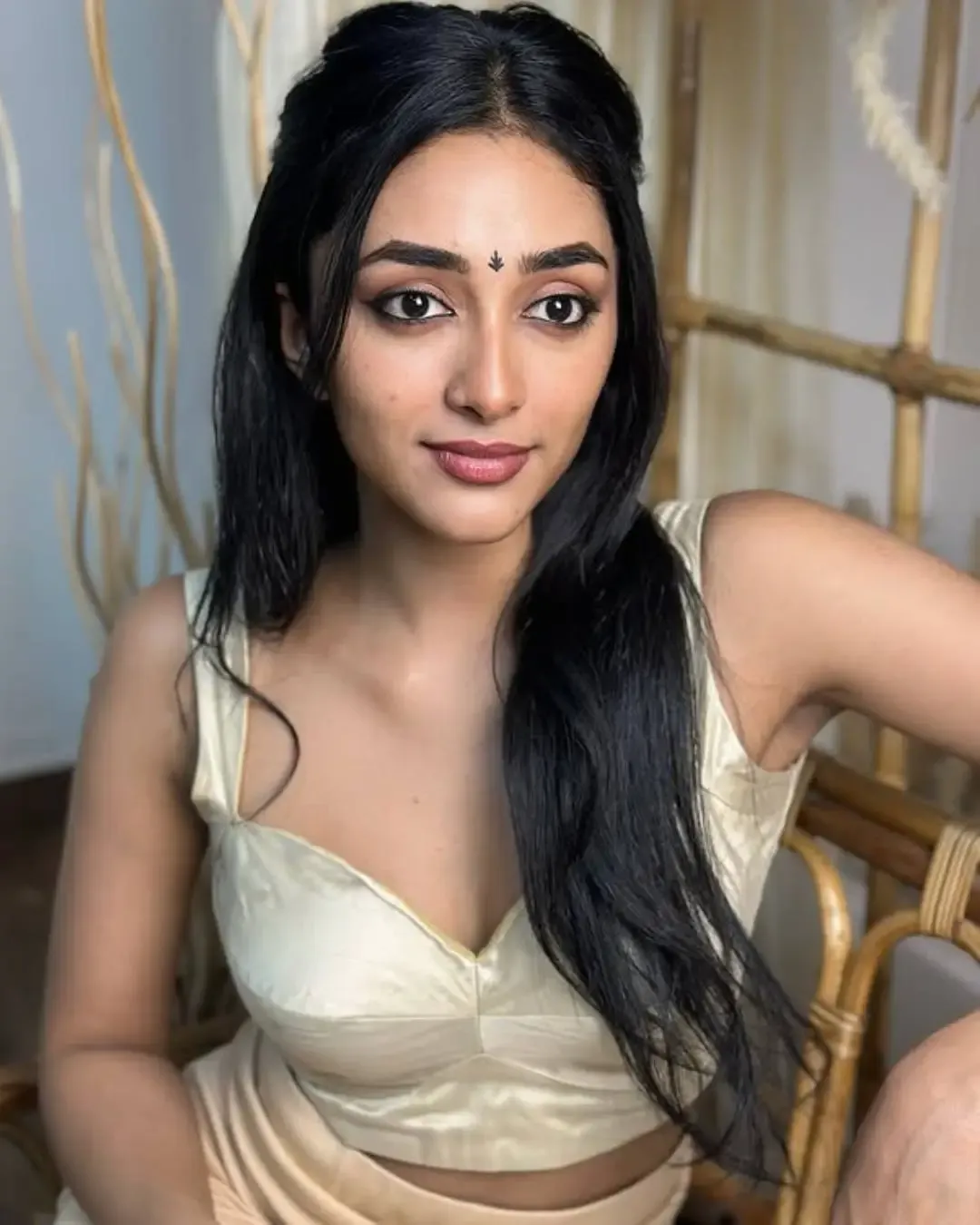 How Did Preity Mukhundhan Transform into Nemeli for Kannappa?