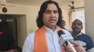 Form separate nation if can’t ensure security of Hindus in B’desh: Devkinandan to UN