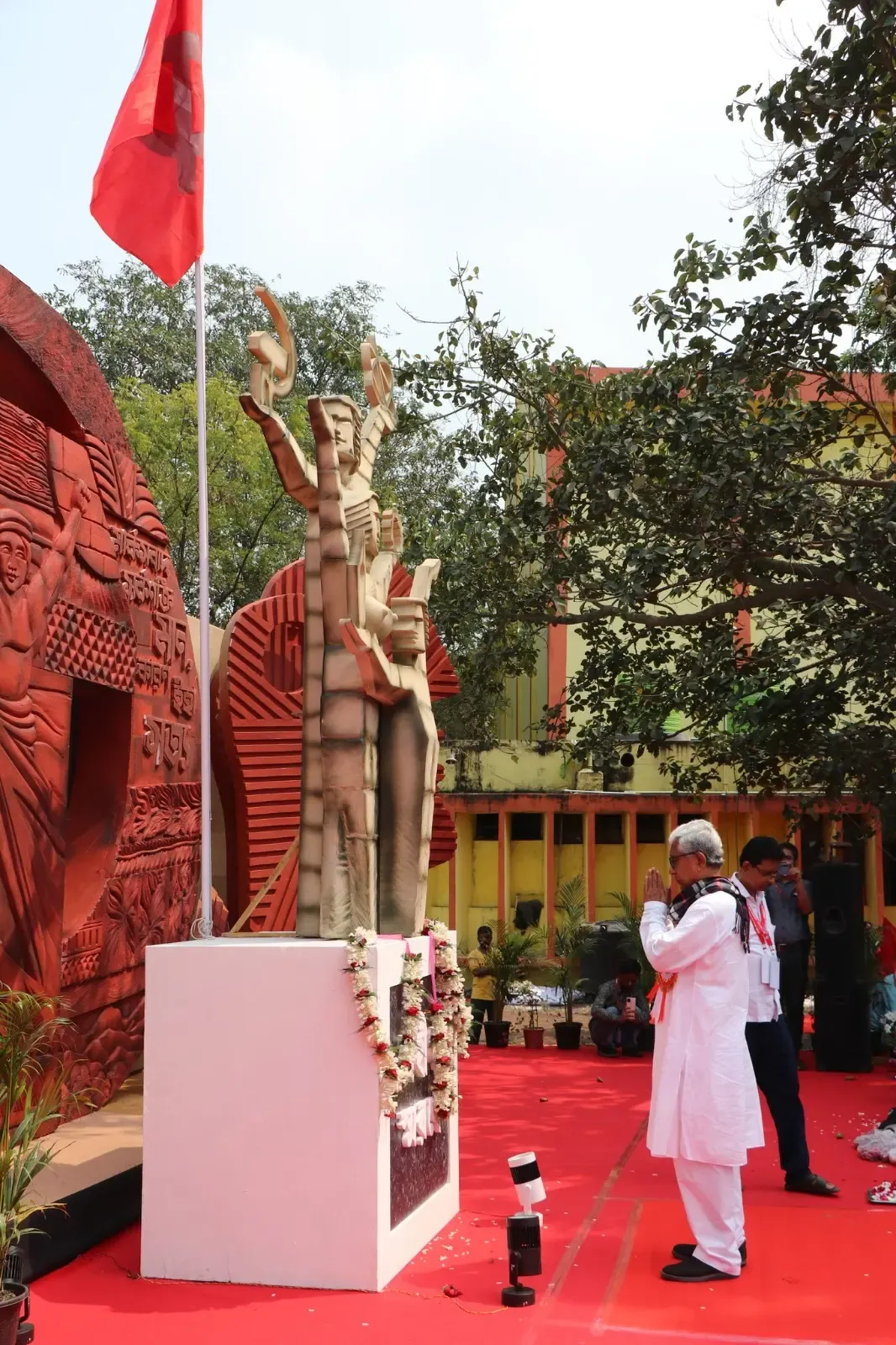 Former Tripura Chief Minister Chooses ‘Namaste’ Over ‘Red Salute’ to Honor Late Leaders