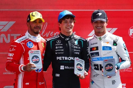 Antonelli beats Hamilton to win British GP sprint at Silverstone