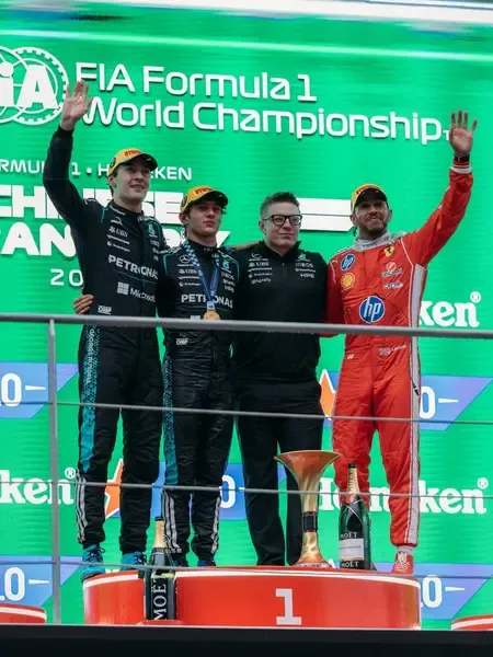 फॉर्मूला 1: किमी एंटोनेली ने चीनी ग्रां प्री में पहली जीत हासिल की, हैमिल्टन ने फेरारी के साथ पोडियम फिनिश किया