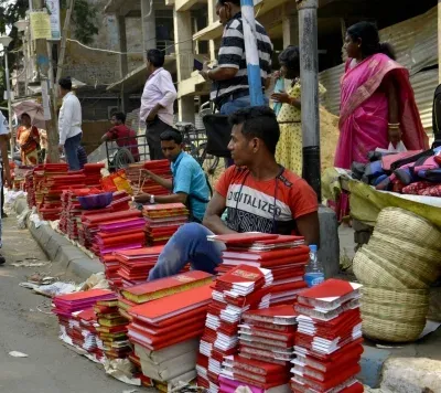 Kolkata hawker crisis: Four decades after Usha Uthup's ode, footpaths still blocked