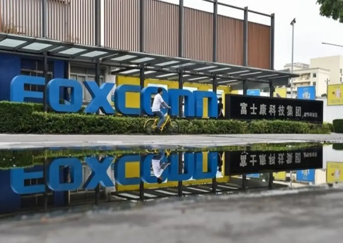 Is Foxconn's Departure from China a Signal for MNCs to Shift to India and Vietnam?