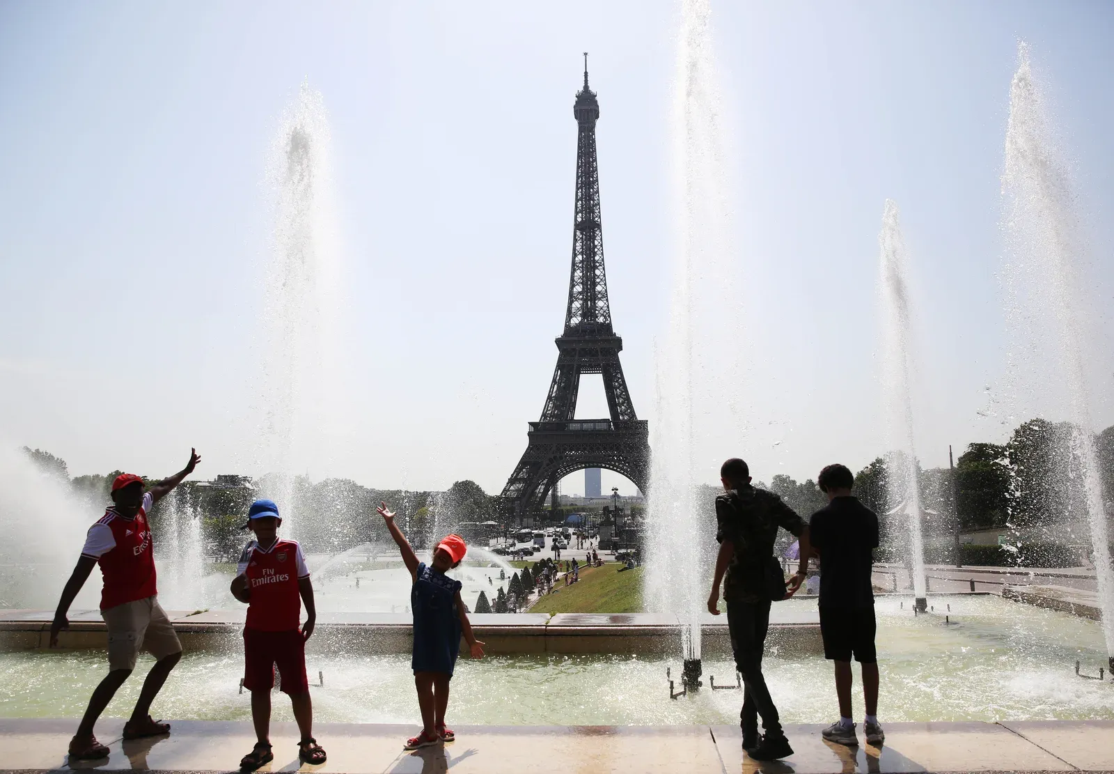 France records hottest night since 1947 as heatwave grips Europe