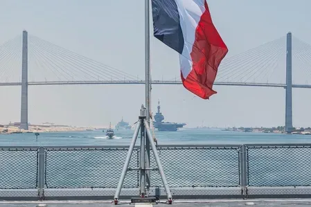 France recalls carrier Charles de Gaulle as US-Iran nuclear deal eases tensions
