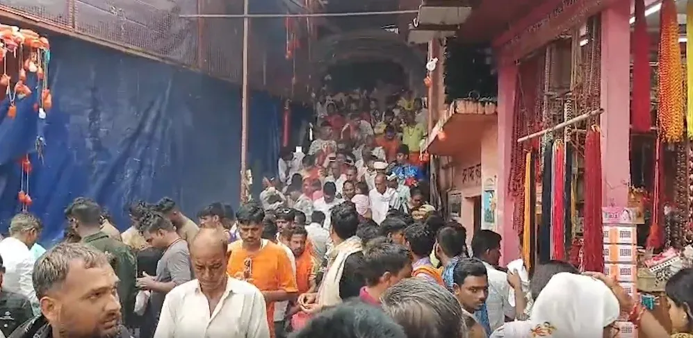 Sawan 2025 begins: Devotees throng Shiva temples from Patna to Varanasi